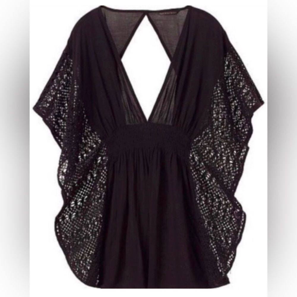EUC Victoria’s Secret Women’s Black Deep V Neck Open Back Crochet Cover-Up - XS - Picture 5 of 8